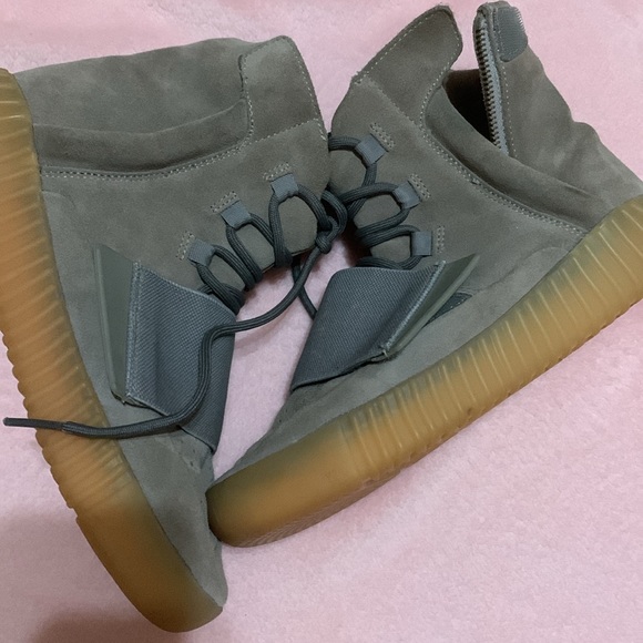 Adidas  Yeezy Boost 750 BB1840 - Picture 9 of 11